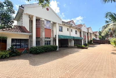 5 Bed Townhouse in Lavington