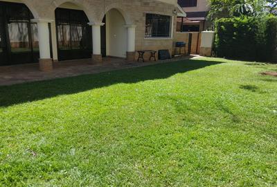 5 Bed Villa with Staff Quarters in Lavington