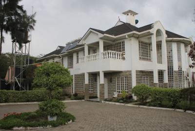 4 Bed Townhouse with En Suite at Lake Road