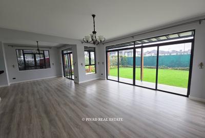 3 Bed Townhouse with Swimming Pool in Runda