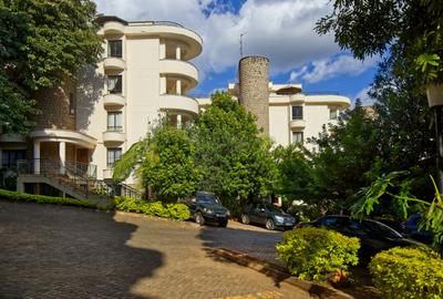 3 Bed Apartment in Lavington