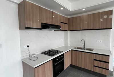 2 Bed Apartment with En Suite at Riverside Drive