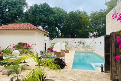 4 Bed Villa with En Suite in Bofa