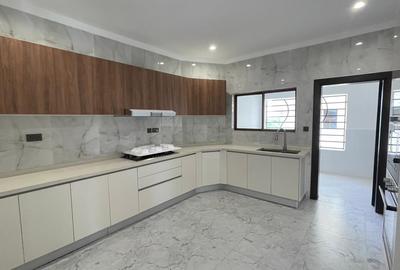 Serviced 3 Bed Apartment with En Suite at Gatundu Road - 2