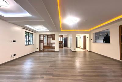 5 Bed Villa with En Suite in Lavington - 3