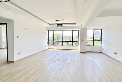 2 Bed Apartment with En Suite in Westlands Area