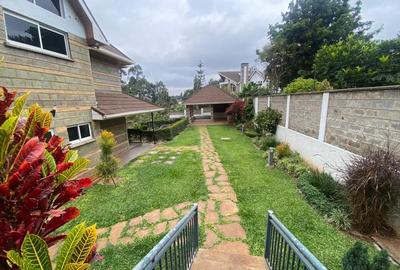 6 Bed House with En Suite at Nyari