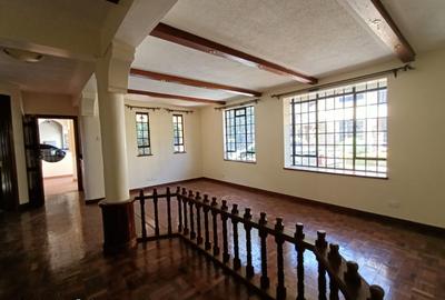 5 Bed Townhouse with En Suite in Lavington - 2