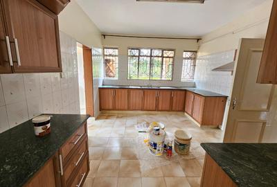 5 Bed House with En Suite in Gigiri - 4