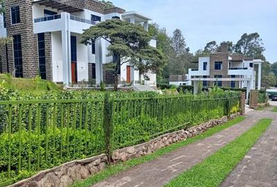 6 Bed Townhouse with En Suite in Karen