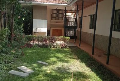 2 Bed House with En Suite at Bongani