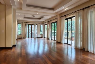 4 Bed Apartment with En Suite in Riverside