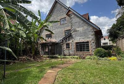 5 Bed Townhouse with En Suite in Lavington - 2