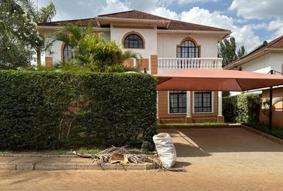 4 Bed Villa with En Suite at Kugeria Road - 2