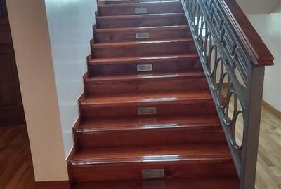 4 Bed Townhouse with En Suite in Brookside