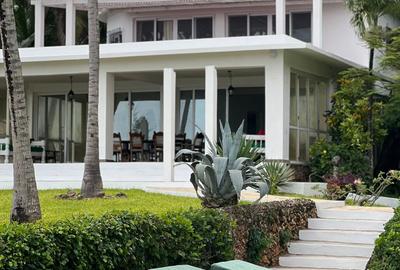 5 Bed House with En Suite in Malindi - 2