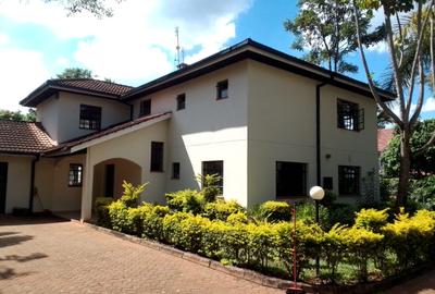 5 Bed House with Staff Quarters in Gigiri