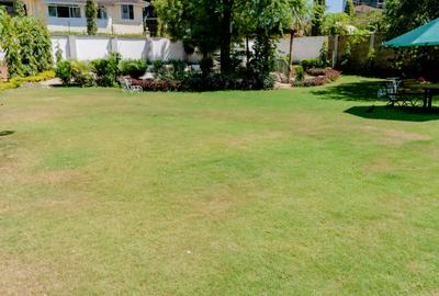 1,500 m² Commercial Property with Backup Generator at First Avenue Off Links Road