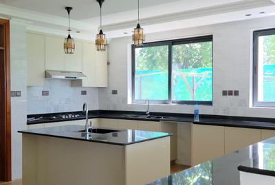 4 Bed House with En Suite at Kijani - 4