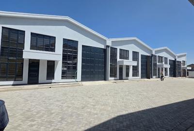 3,500 ft² Warehouse with Parking in Eastern ByPass - 2