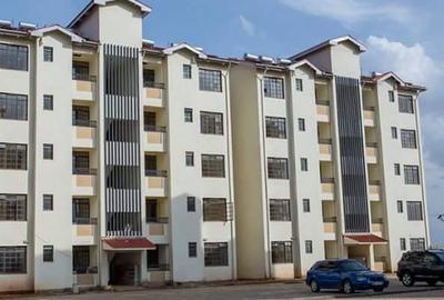 3 Bed Apartment with En Suite at Loneview Street - 3