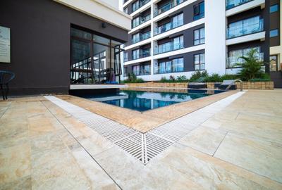 2 Bed Apartment with En Suite in Lavington