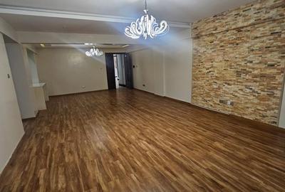 4 Bed Apartment with En Suite in Kilimani