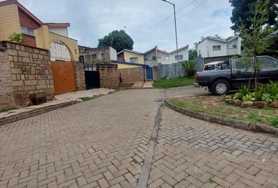 4 Bed House with Garden in Buruburu