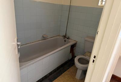 3 Bed Apartment with En Suite at Parklands - 3