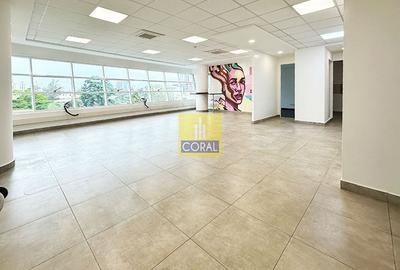 1,797 ft² Office with Balcony in Westlands Area