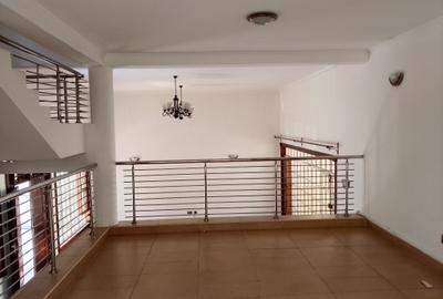 4 Bed Townhouse with En Suite at Westlands