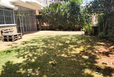 4 Bed Townhouse with En Suite in Westlands Area