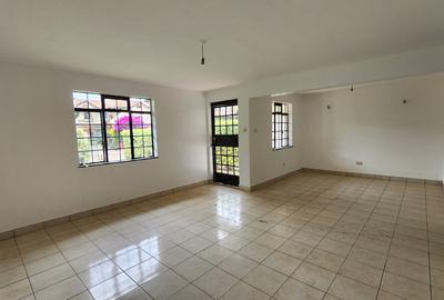 3 Bed House with En Suite at Masai Lodge - 4