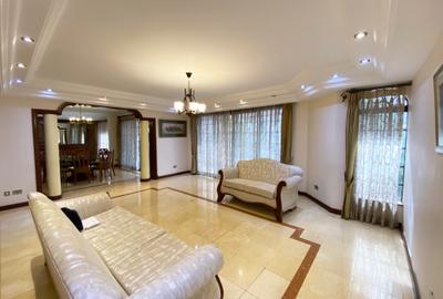 4 Bed Apartment with En Suite in General Mathenge