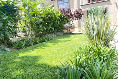 5 Bed Townhouse with En Suite in Lavington