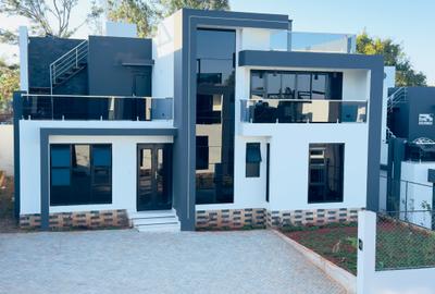 5 Bed House with En Suite in Ruiru