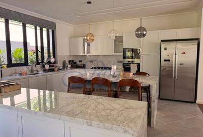 4 Bed House with En Suite in Loresho - 4