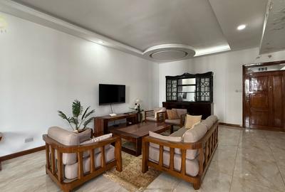 Furnished 4 Bed Apartment with En Suite in General Mathenge