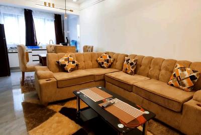 1 Bed Villa with En Suite in Lavington