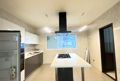 Serviced 3 Bed Apartment with En Suite at Riverside Drive - 2
