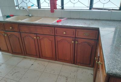 4 Bed Townhouse with En Suite in Lavington - 4