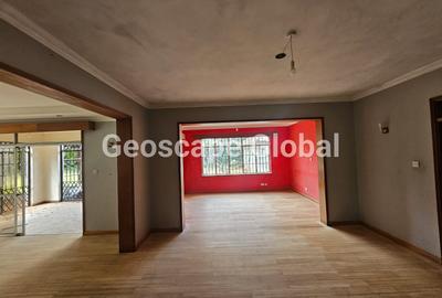 5 Bed House with En Suite in Thigiri