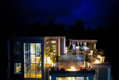 6 Bed Townhouse with En Suite at Olkeri