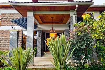 1 Bed House with En Suite at Kitsuru - 2