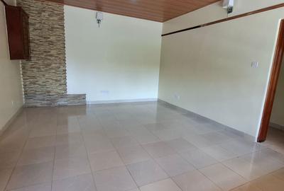 4 Bed House with En Suite in Garden Estate