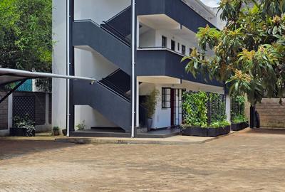 1 Bed Apartment with Borehole in Kilimani