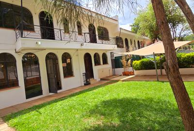5 Bed Townhouse with En Suite at Riverside Drive