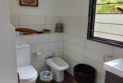 3 Bed House with En Suite in Muthaiga