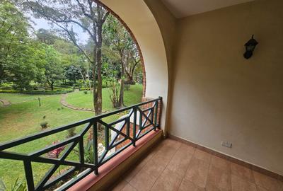 4 Bed Apartment with En Suite in Riverside
