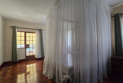 3 Bed Townhouse with En Suite in Karen - 4